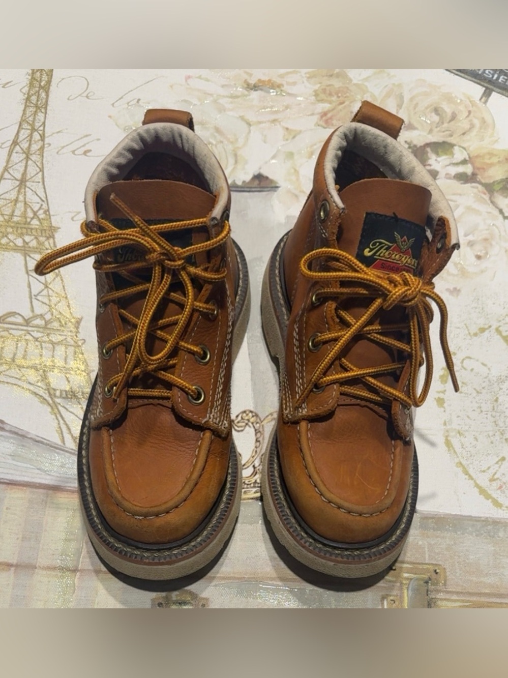 Thorogood Jackson Moc
Toe Tan Boys Work
Boots Size 1.5/34.5
